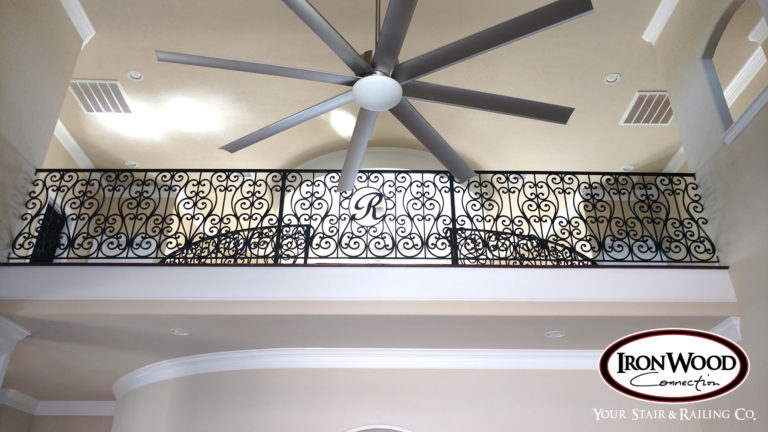 Iron balcony railing by Ironwood Connection