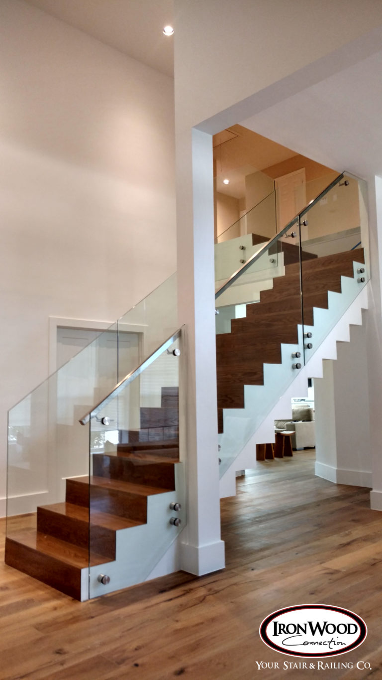 Glass railing by Ironwood Connection