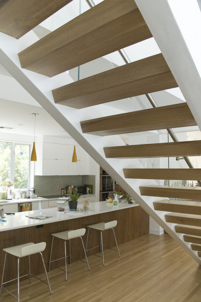 Floating staircase by Ironwood Connection