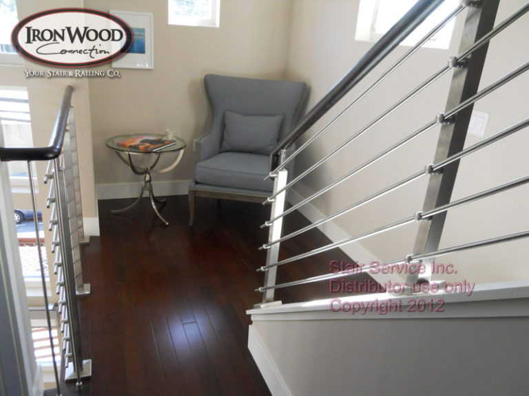 Glass railing by Ironwood Connection