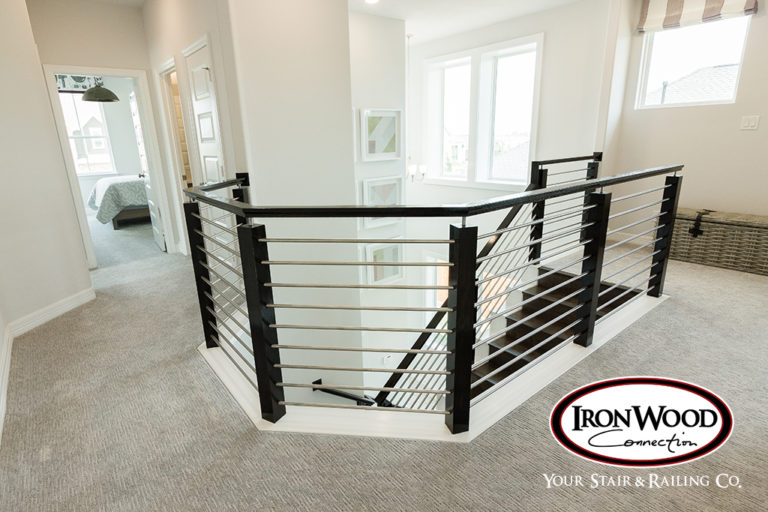Horizontal bar railing by Ironwood Connection