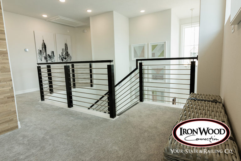Horizontal bar railing by Ironwood Connection