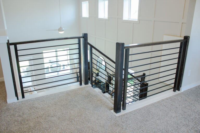 Horizontal bar railing by Ironwood Connection